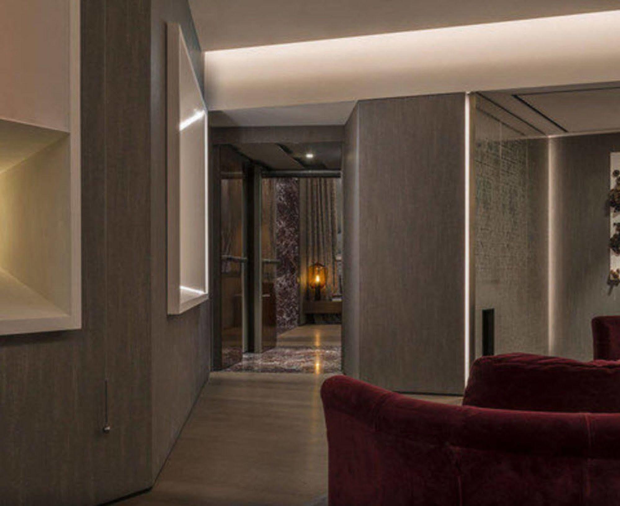 Fendi Private Suites Roma Esterno foto